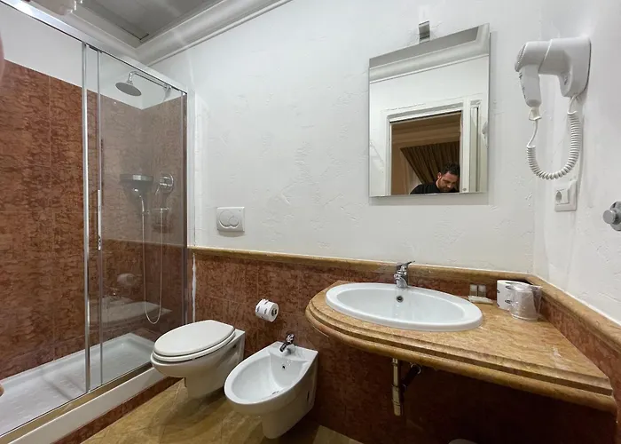 Nocleg ze śniadaniem Spqr 4*